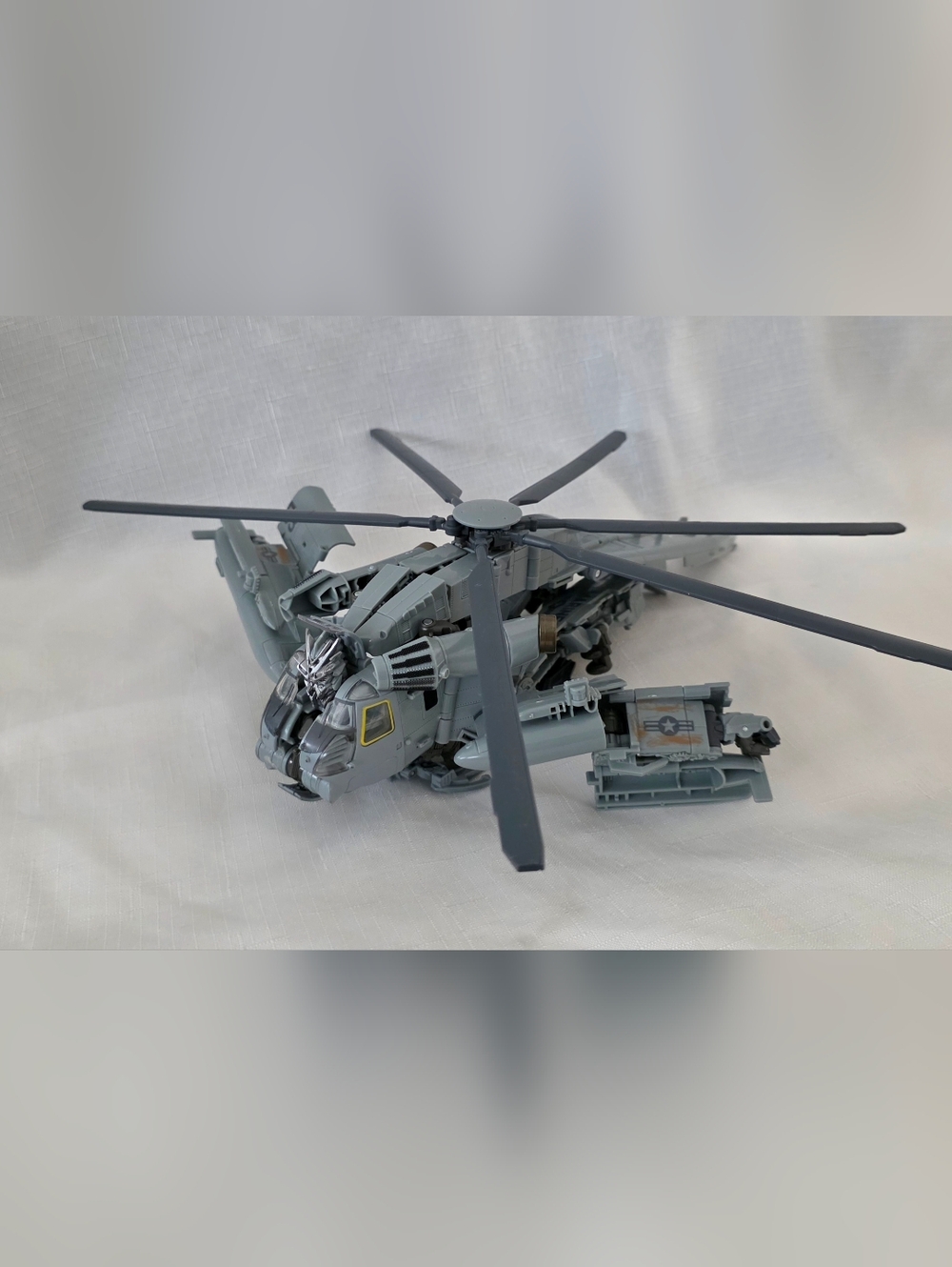 Hasbro Takara Tomy Studio Series Blackout Movie Transformers Leader Class 2017